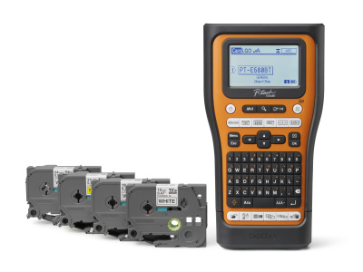 pt-e560bt_front_4-tapes_350457654