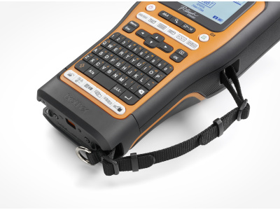 pt-e560bt_hand-strap_110188903